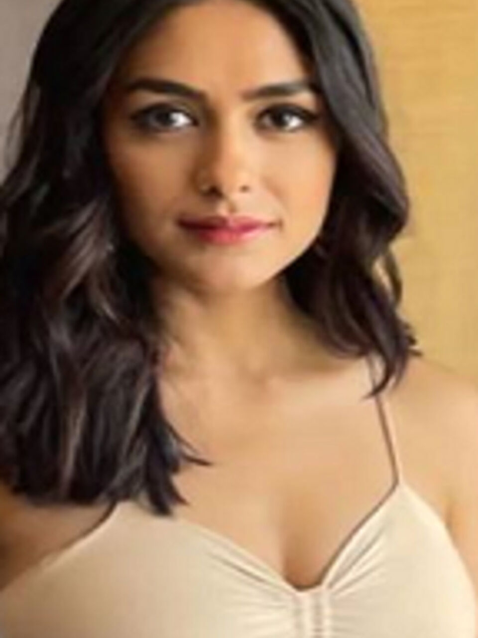 Mrunal Thakur